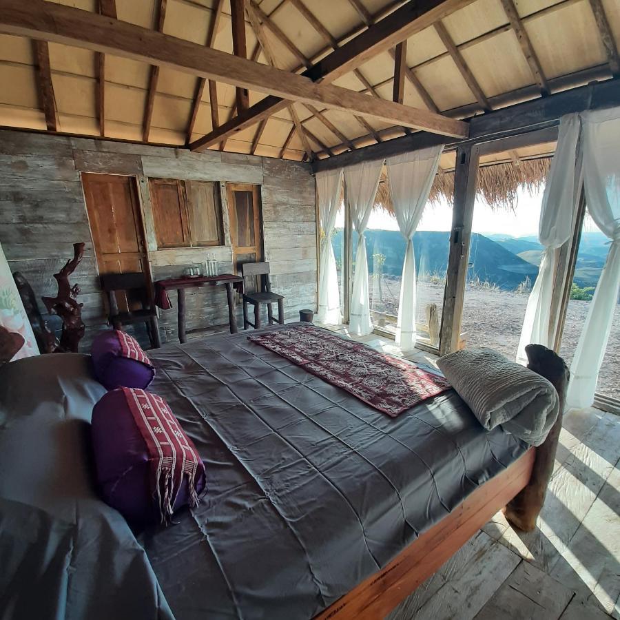 Hotel Hars Garden Sumba à Waingapu Extérieur photo