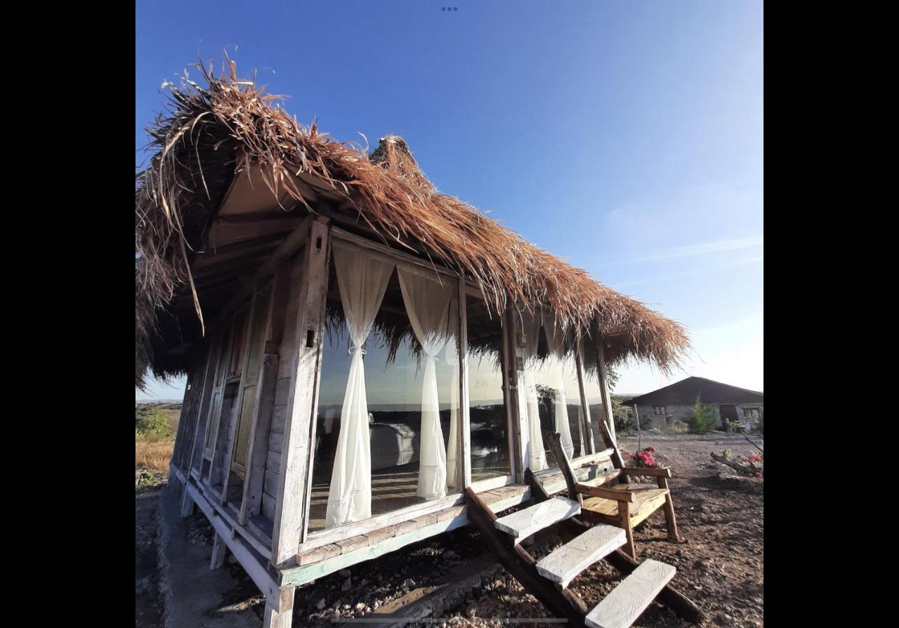 Hotel Hars Garden Sumba à Waingapu Extérieur photo