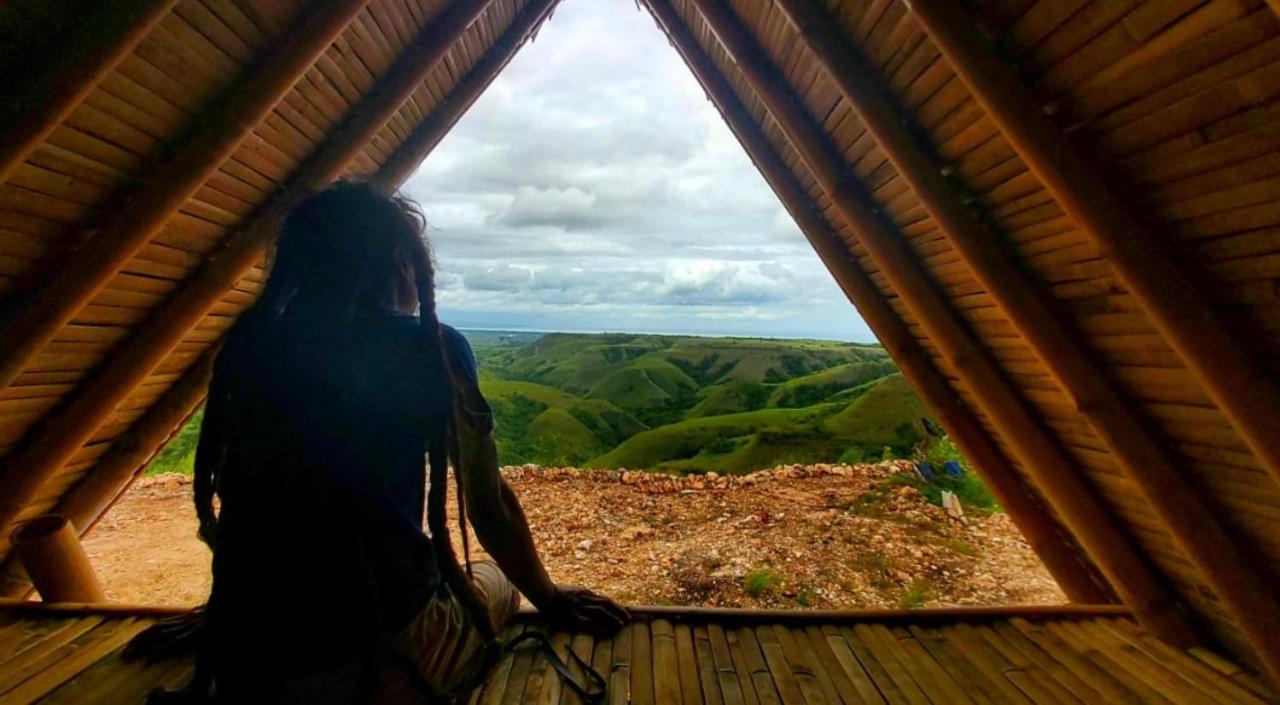 Hotel Hars Garden Sumba à Waingapu Extérieur photo