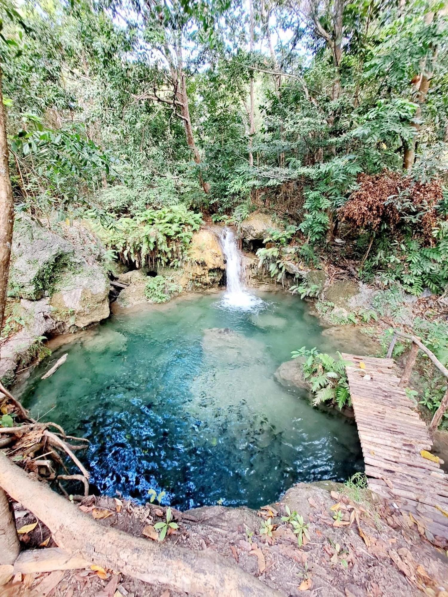 Hotel Hars Garden Sumba à Waingapu Extérieur photo